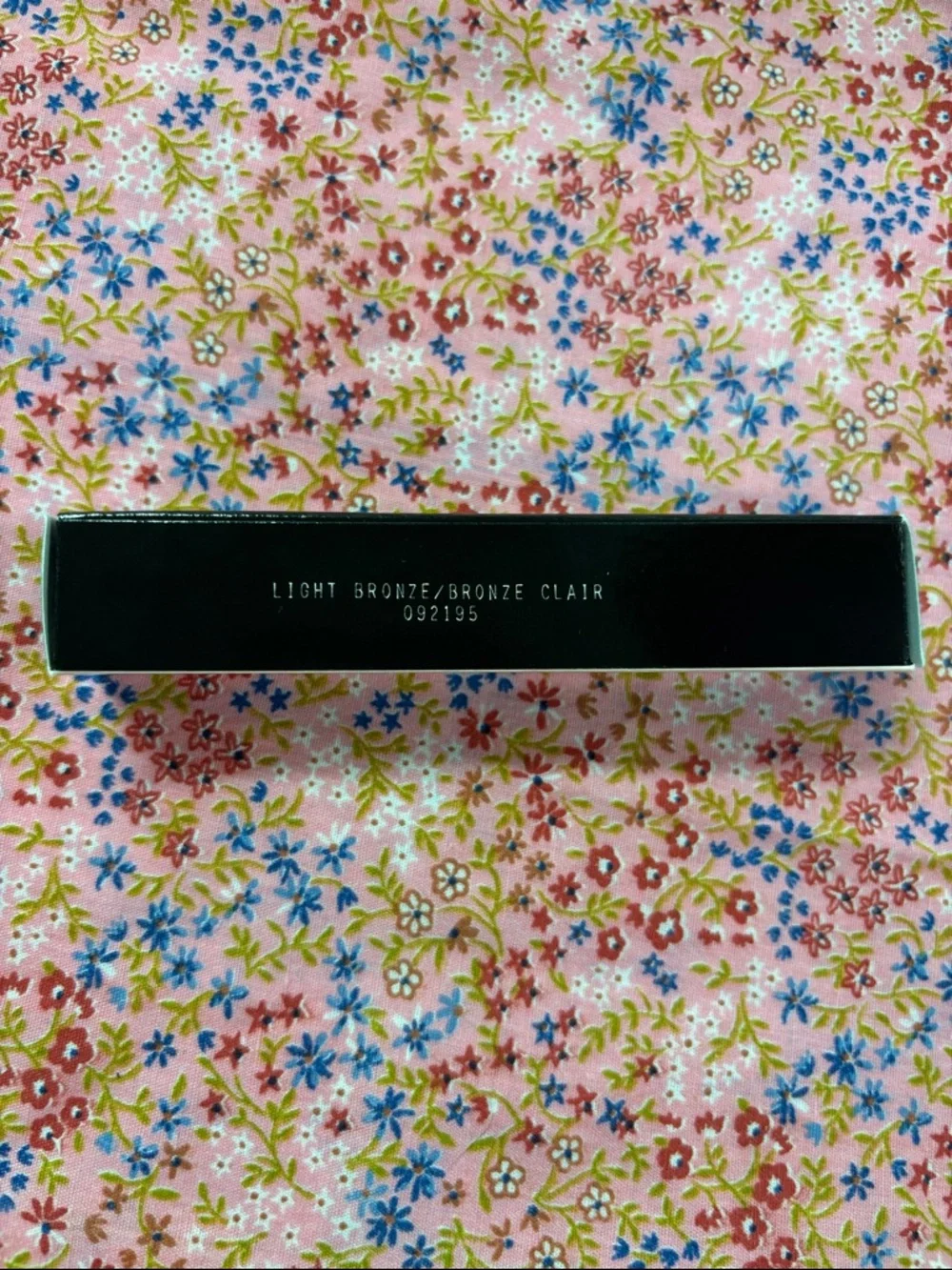 Light bronze - Mary Kay Perfecting Concealer